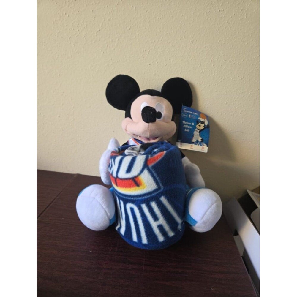 Disney x NBA Mickey Mouse Oklahoma City Thunder Plush Throw Blanket NEW RETRO